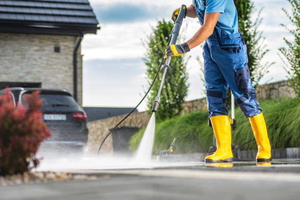 Best Commercial Building Pressure Washing  in Garrettsville, OH